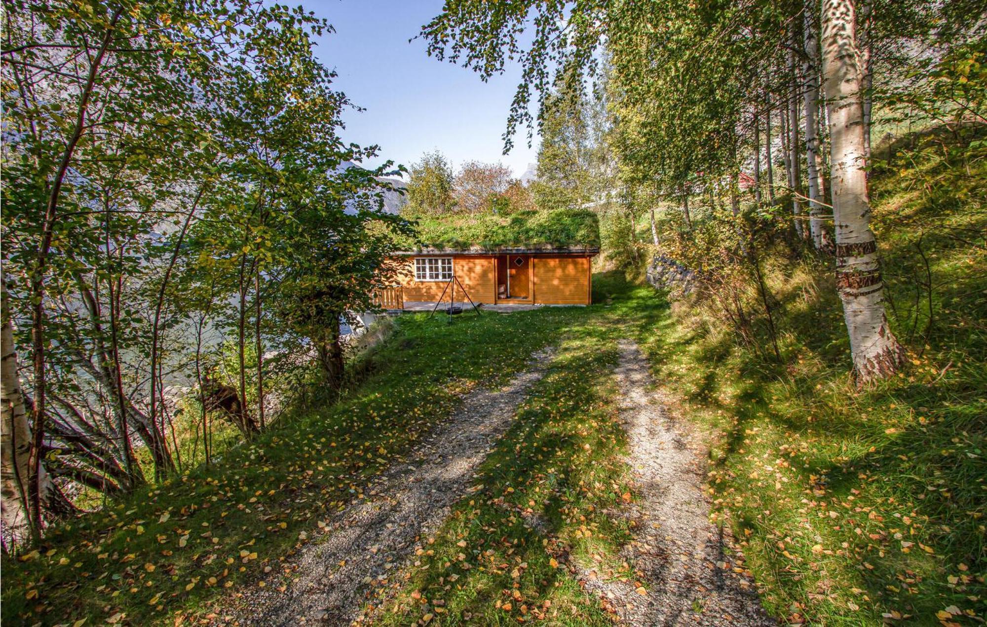 Lovely Home In Eikesdal With Kitchen Overas Exterior photo